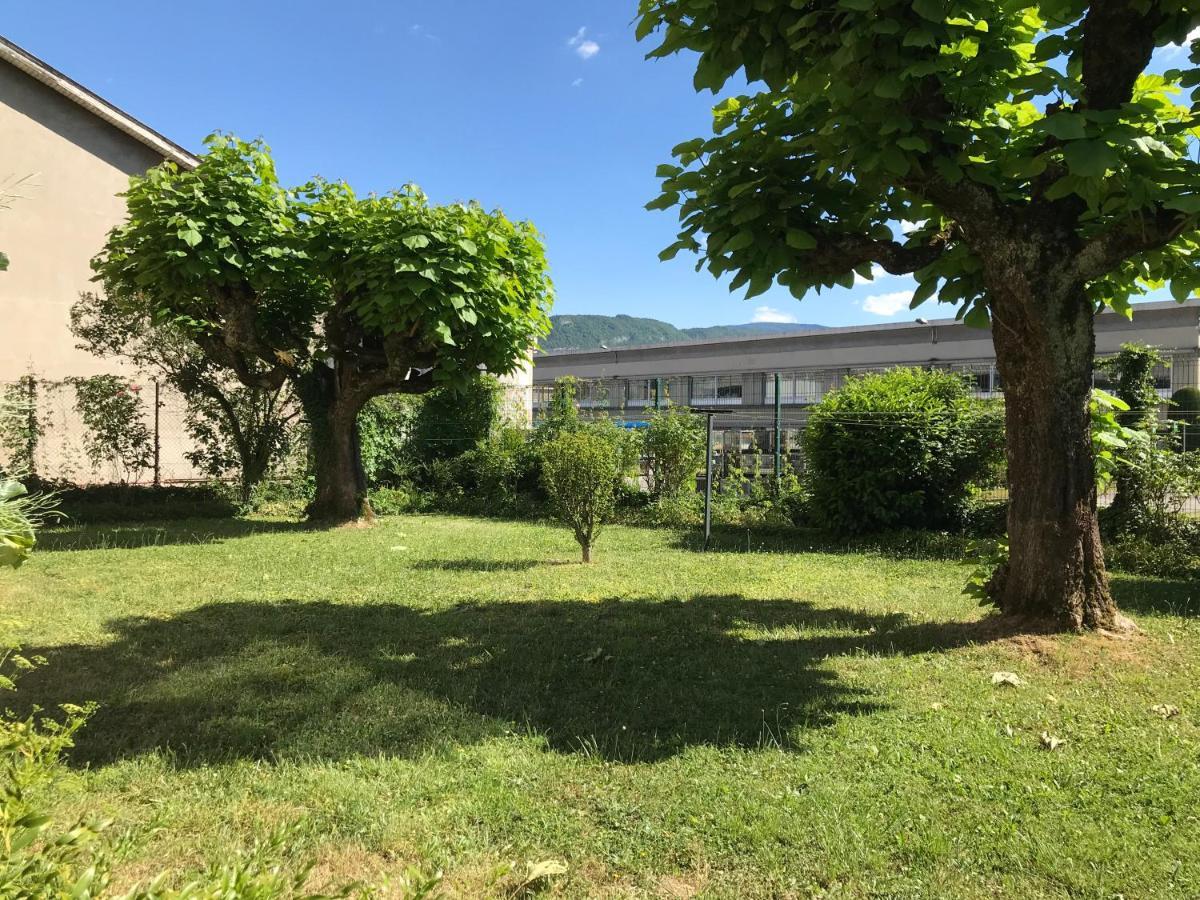 Un Petit Bout De Reve, Balcon, Parking & Proche Centre Apartment Annecy Exterior photo